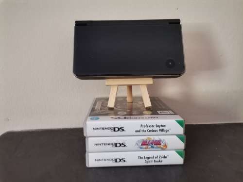 Nintendo DS XL + 3x Ds Games